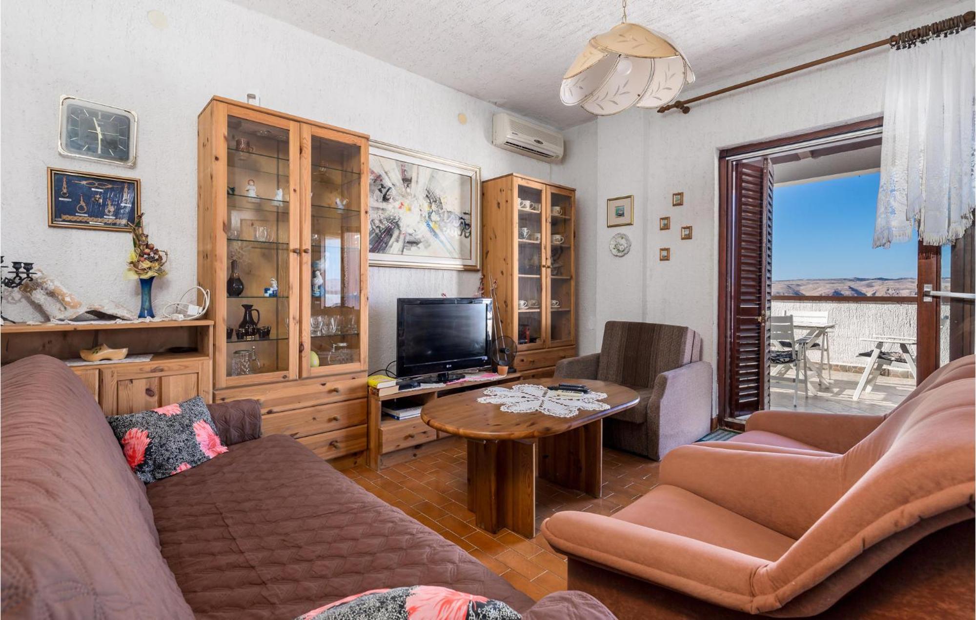 2 Bedroom Nice Apartment In Jablanac Luaran gambar